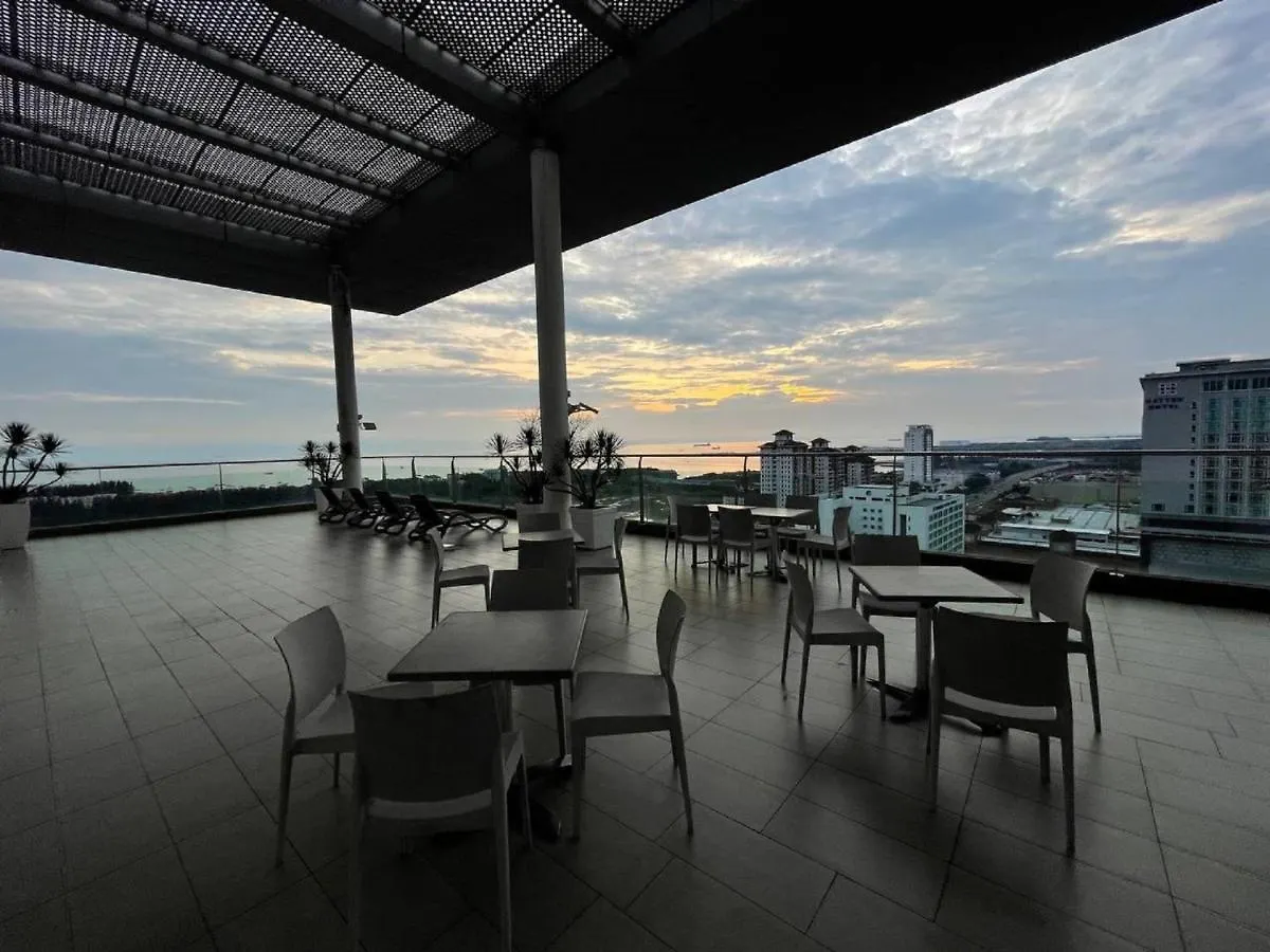 The Straits Residence Melaka Отель Малакка